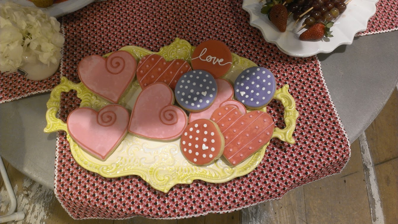 Walking with Cake: Anthro Cookies