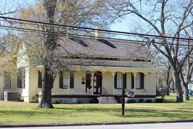 Walking with Cake: Historic house, La Grange, TX