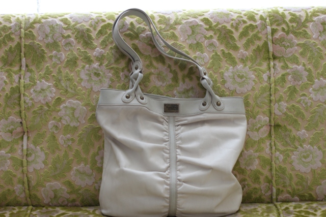 Walking with Cake: My favorite purse