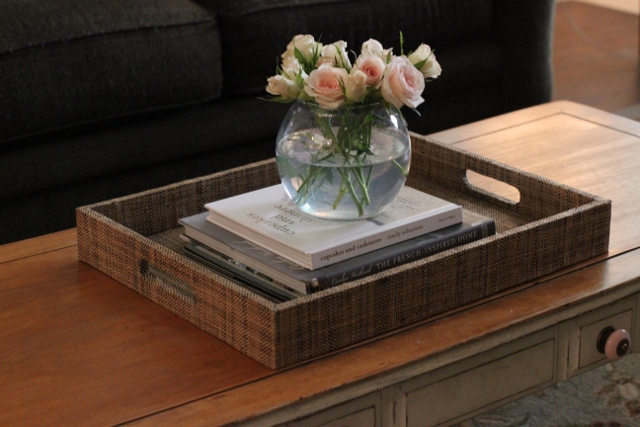 Walking with Cake: Styled coffee table