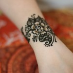 Walking with Cake: Henna tattoo