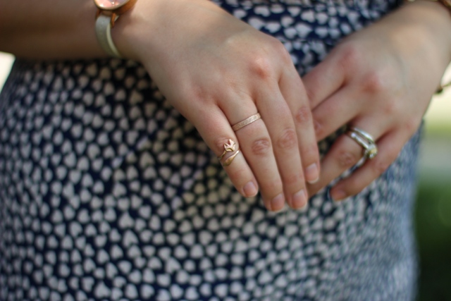 Walking with Cake: Fox Knuckle Ring