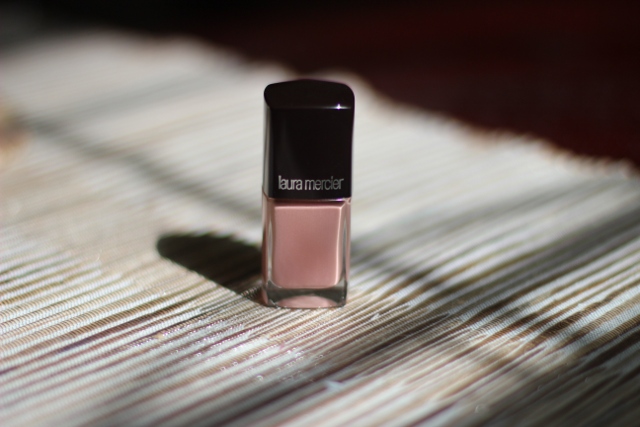 Walking with Cake: Laura Mercier Bare Rose