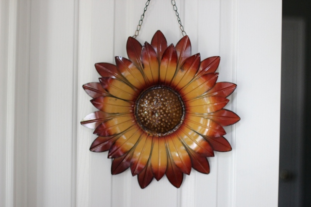 Walking with Cake: Giant sunflower Walking with Cake: Giant sunflower