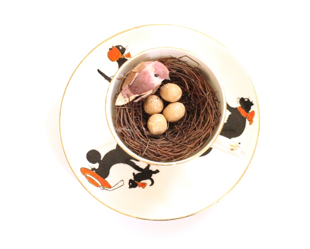 Walking with Cake: Nest in a Teacup Vignette
