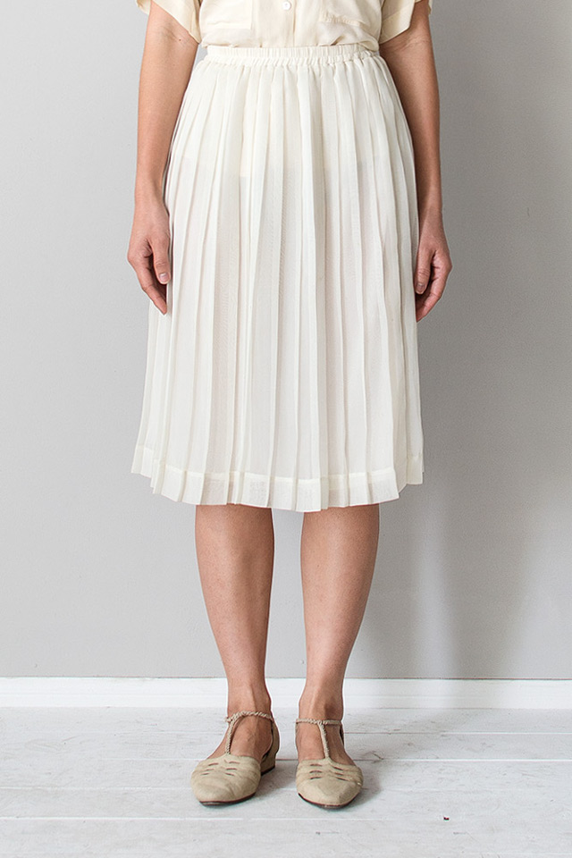 Walking with Cake: Orn Hansen vintage off white pleat chiffon skirt