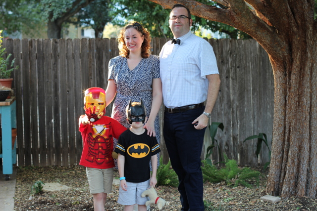 Walking with Cake: Family Halloween