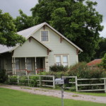 (A pretty house in Elgin, Texas.)