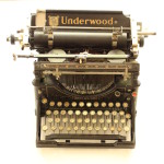 (My grandparents' old typewriter.)