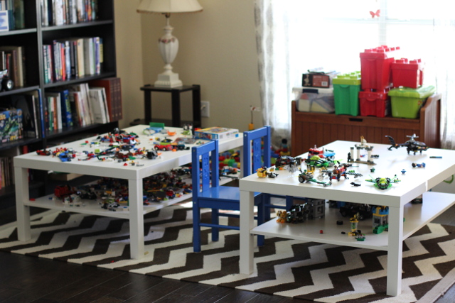 Walking with Cake: Lego Tables